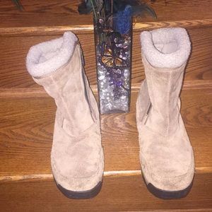 Sorel Waterfall Low Winter Boots Sz 9.5